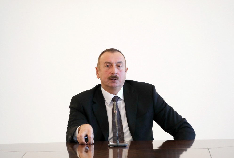 Dövlət başçısı həbs edilən icra başçısı haqda: "73 nəfəri qul kimi, nökər kimi işlədirdi"
