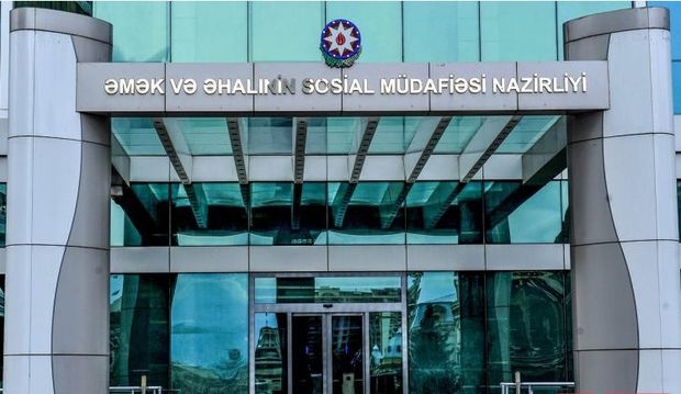 Azərbaycanda daha bir nazirlik vətəndaşların qəbulunu dayandırdı