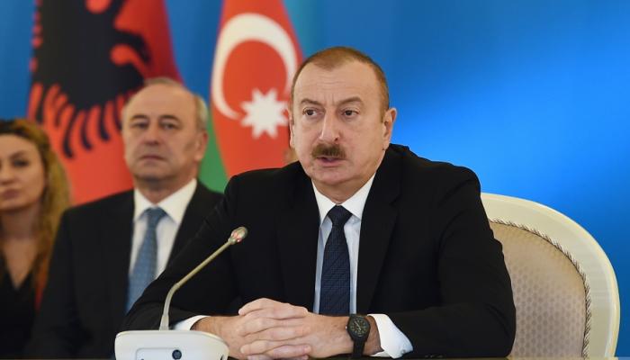 İlham Əliyevdən örnək addım: 1 illik maaşını Koronavirusla Mübarizəyə Dəstək Fonduna bağışladı