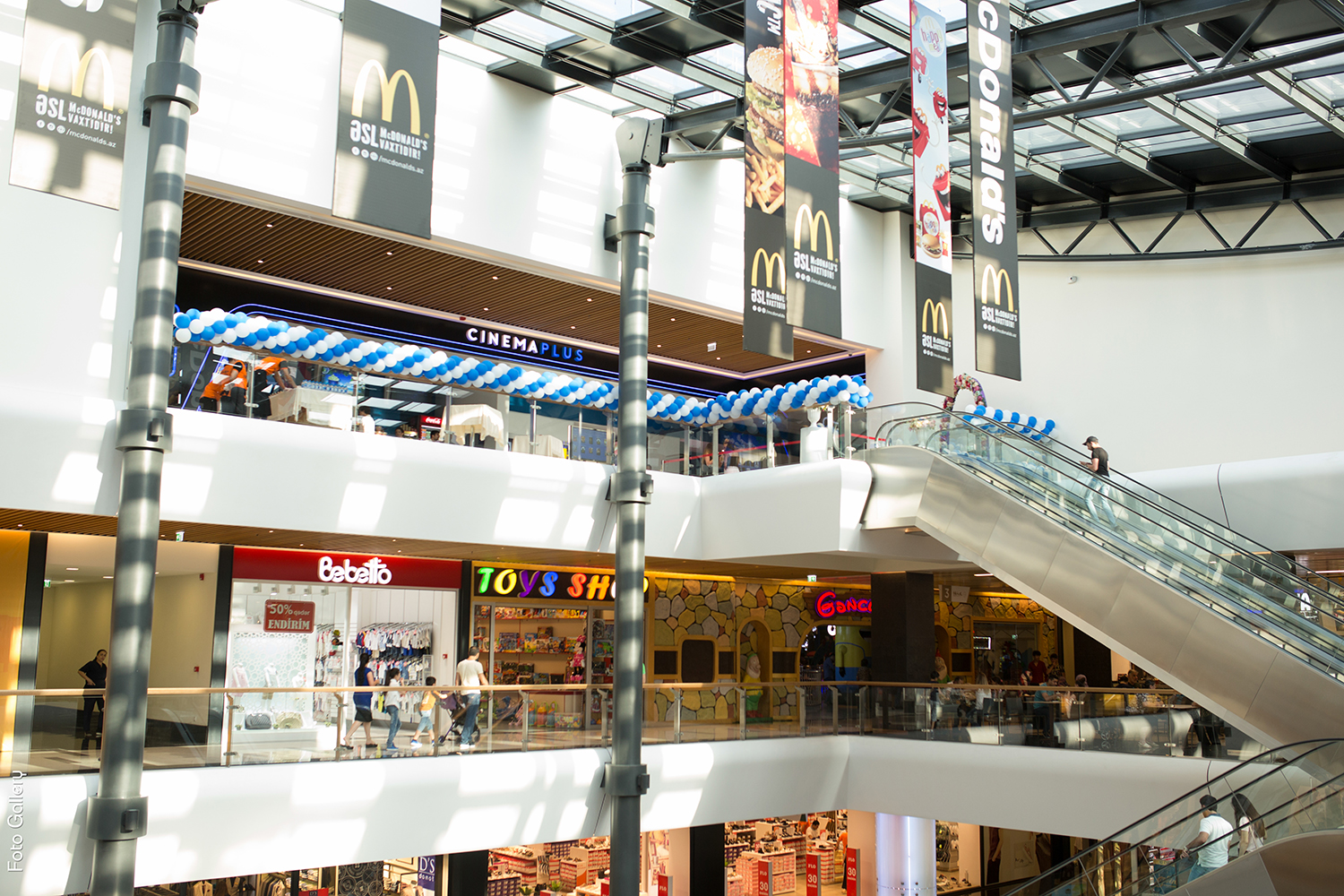 Azərbaycanda iri ticarət mərkəzlərinin və “Mall”arın fəaliyyəti dayandırıldı - RƏSMİ