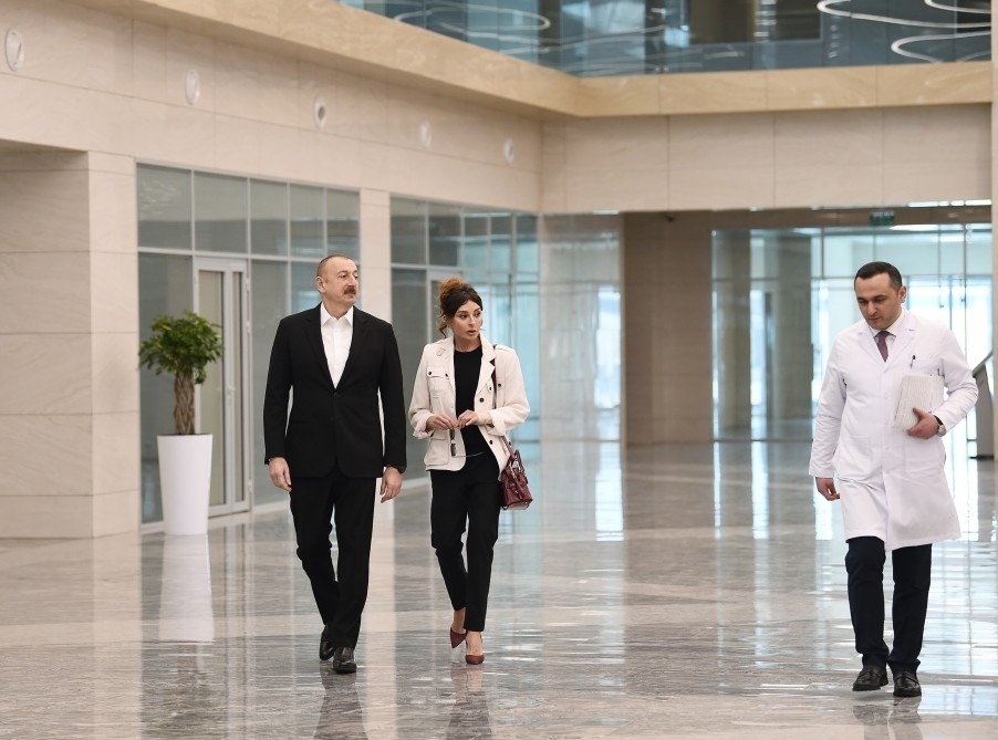 İlham Əliyev Bakıda “Yeni klinika” tibb müəssisəsinin açılışında iştirak edib - FOTOLAR