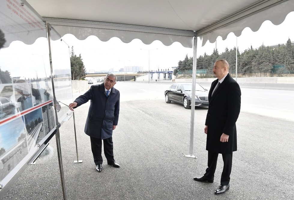 Prezident Bakı-Sumqayıt yolunun genişləndirilməsi çərçivəsində görülən işlərlə tanış olub - FOTOLAR