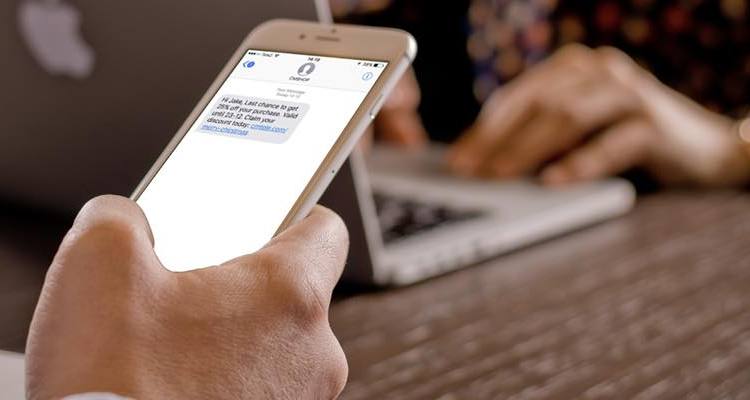 Evdən çıxmağa icazə üçün SMS-lərə ən gec bir saata cavab veriləcək
