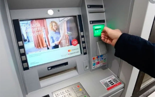 Pensiya və yardımları istənilən bankın bankomatından çıxara bilərsiz