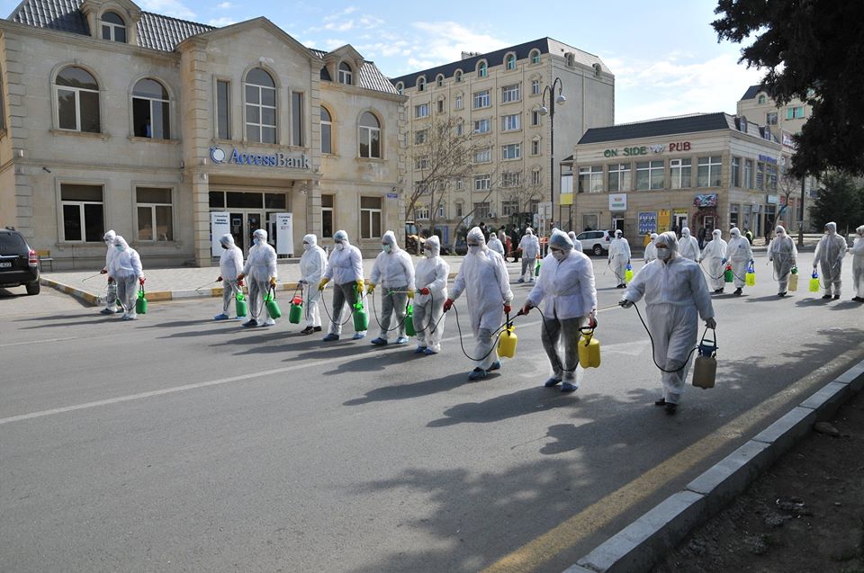 Xırdalanda genişmiqyaslı dezinfeksiya işləri görülüb - FOTOLAR