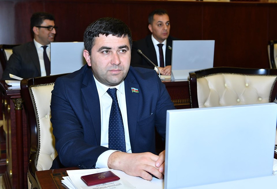 Deputat: Post korona dövründə özünüməşğulluq proqramları iqtisadiyatın inkişafına təsir edə bilər