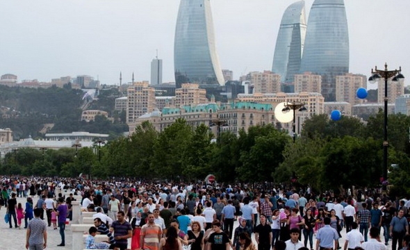 “Vaksin tapılmayanadək virusun bütün əhaliyə yoluxma təhlükəsi qalır”