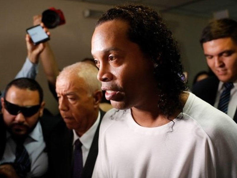 "Həbsdən sonra ilk işim anamı öpmək olacaq" - Ronaldinyo