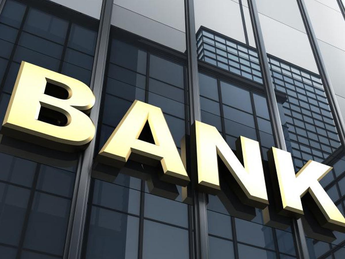 Son dəqiqə! Azərbaycanda bu iki bank bağlandı - RƏSMİ