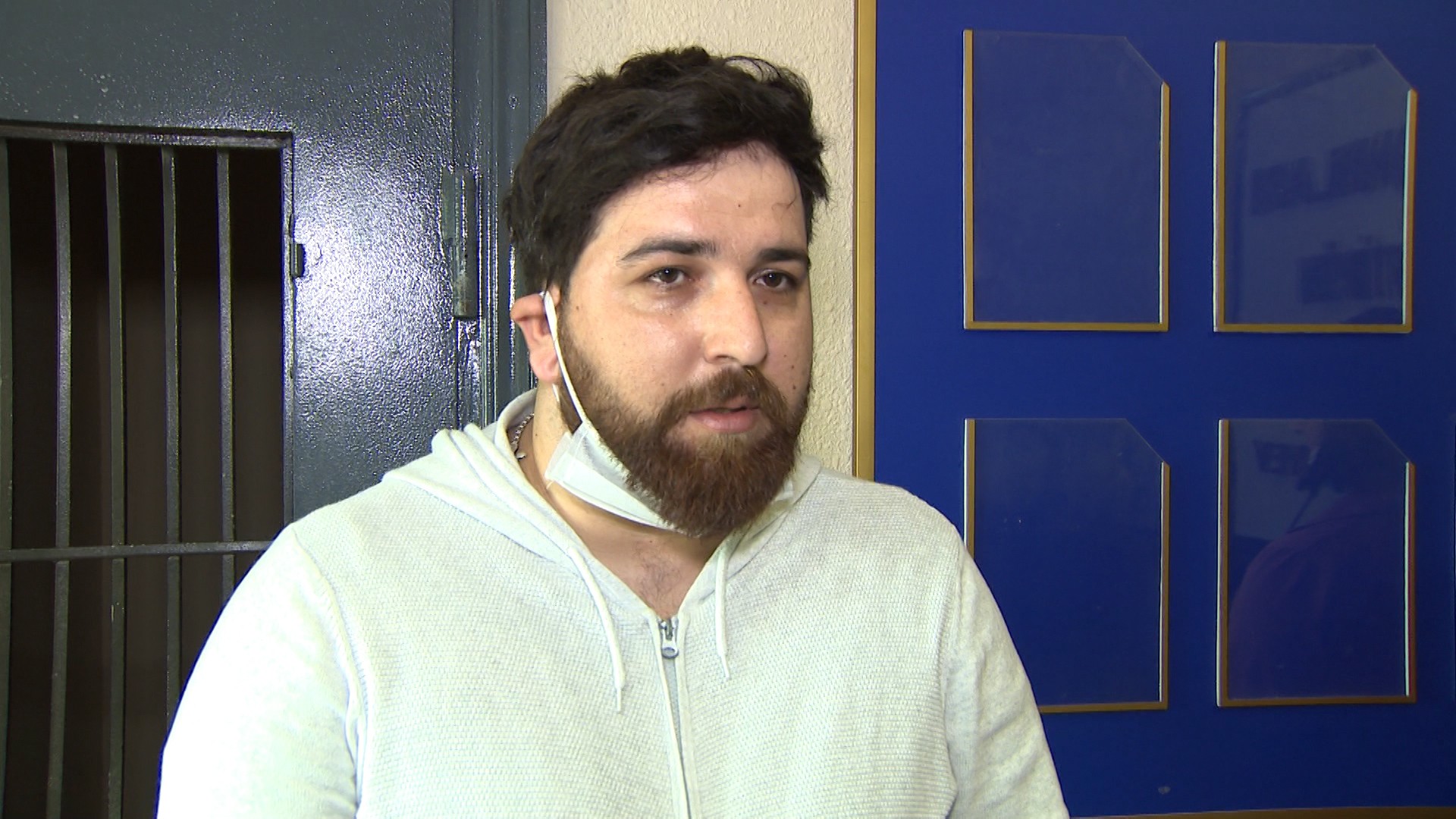 Bakıda özünü jurnalist kimi təqdim edən salon rəhbəri cərimələndi - FOTOLAR