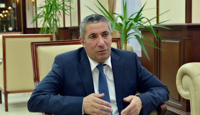 Siyavuş Novruzov: “Əli Kərimli gəlsin ona ərzaq yardımı edək” – VİDEO