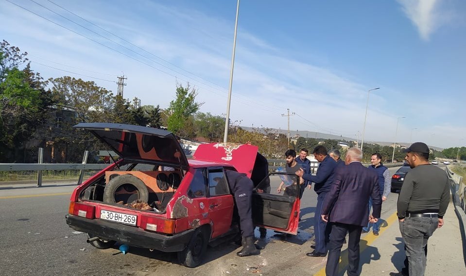 Bakı avtovağzalının yaxınlığında yol qəzası - FOTO