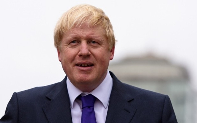 Britaniyaya xaricdən gələnlər məcburi karantinə cəlb olunacaqlar