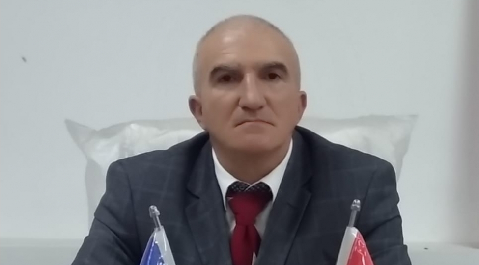 Partiya sədri: "Bu videokonfransı pandemiya dövründə çəkilmiş komediya serialına bənzədirəm"