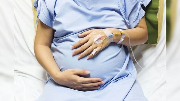 Rusiyada iki mindən çox hamilə qadın koronavirusa yoluxdu