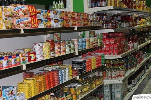 Bakıda kimliyi bilinməyən şəxs mağazalara girib, borcları ödədi - VİDEO