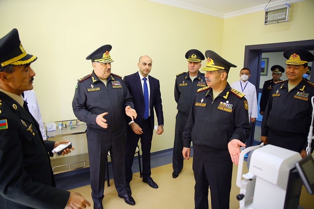 Müdafiə naziri Baş Klinik Hospitalın yeni korpusunun açılışında iştirak etdi - VİDEO