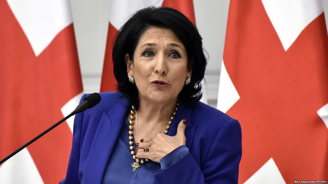 Gürcüstan prezidenti Azərbaycan xalqını təbrik etdi