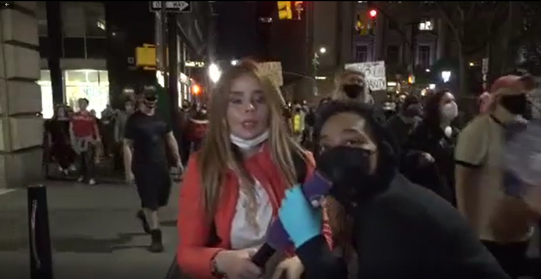 Nyu-Yorkdakı aksiyanı işıqlandıran "Xəzər TV"-nin əməkdaşı çətin anlar yaşadı - VİDEO