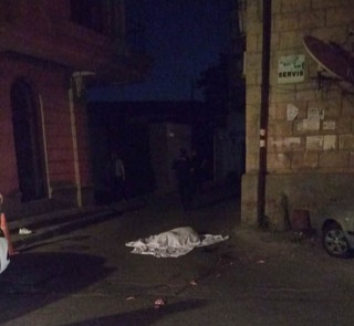 Bakıda tələbə qız intihar etdi