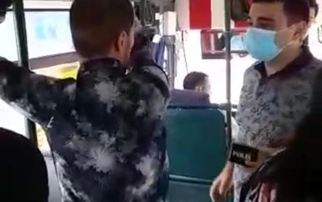 Polis mülki geyimdə avtobusları yoxladı, maska taxmayanları cərimələdi - Fotolar