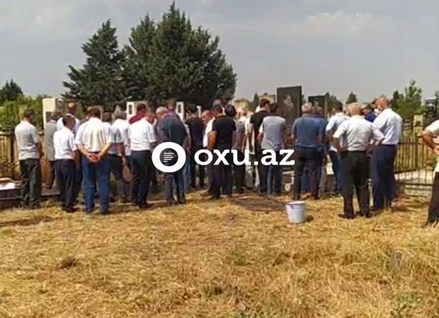 Koronavirusdan ölən xalq artistinin dəfnində iştirak edənlər cərimələndi - RƏSMİ