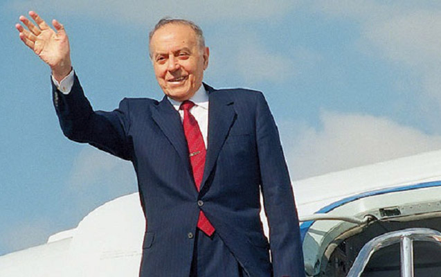 Azərbaycanın var oluşunda Heydər Əliyev dühası
