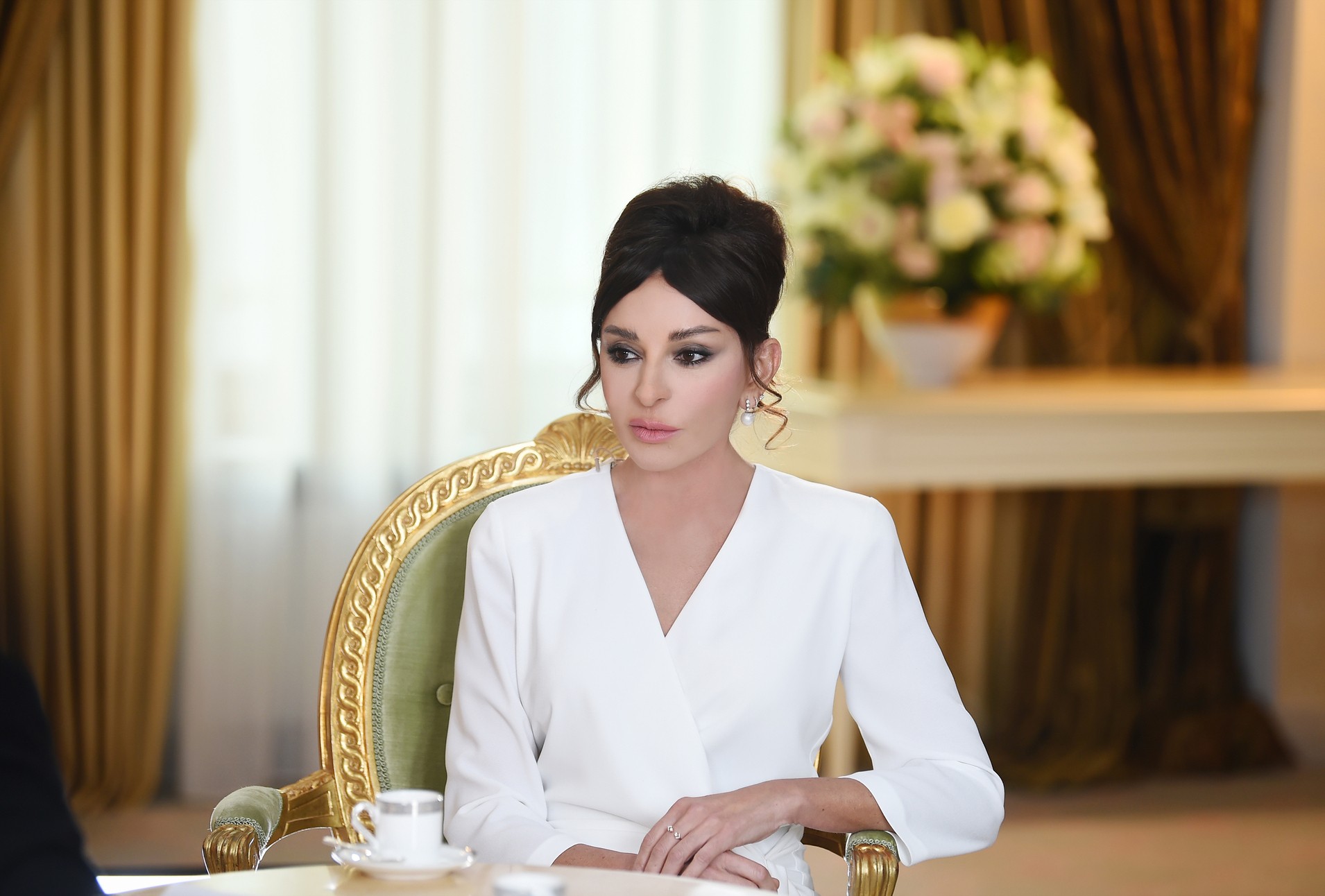 Mehriban Əliyeva: "Biz bir daha sizin peşəkarlığınıza əmin olduq"