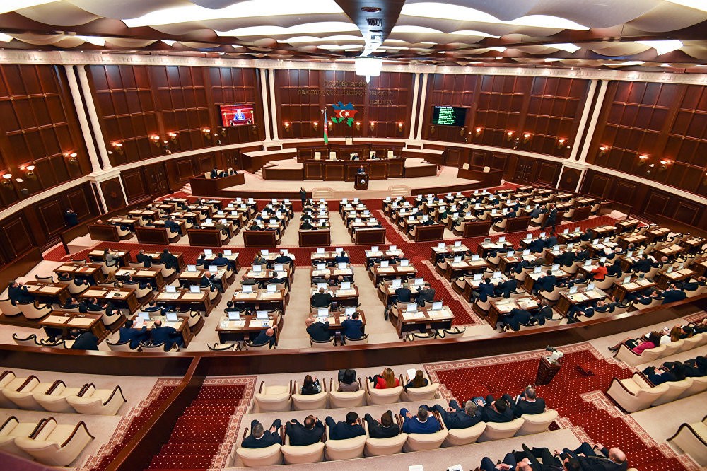 Milli Məclisin sabahkı iclası təxirə salındı