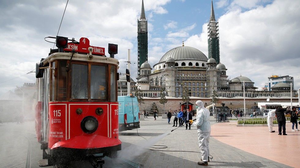 Türkiyədə bu gün koronavirusdan 19 nəfər öldü