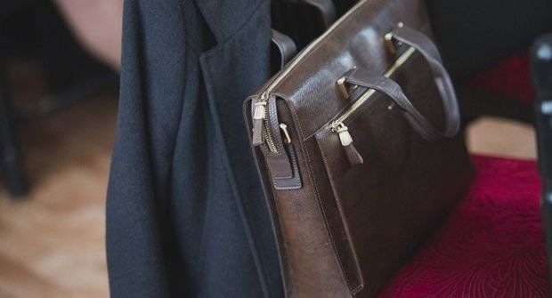Virusa yoluxmamaq üçün məzuniyyət götürdü, ürəyi dayandı