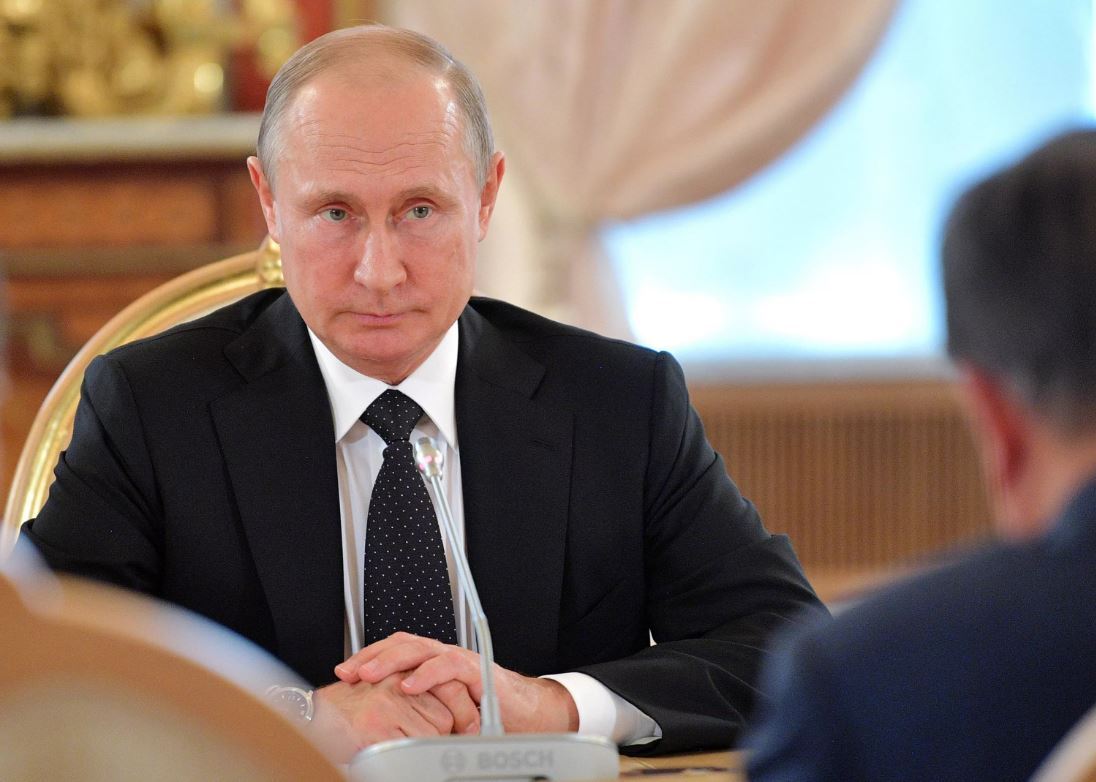 Putin özünün koronavirus testlərinin nəticələrini açıqladı