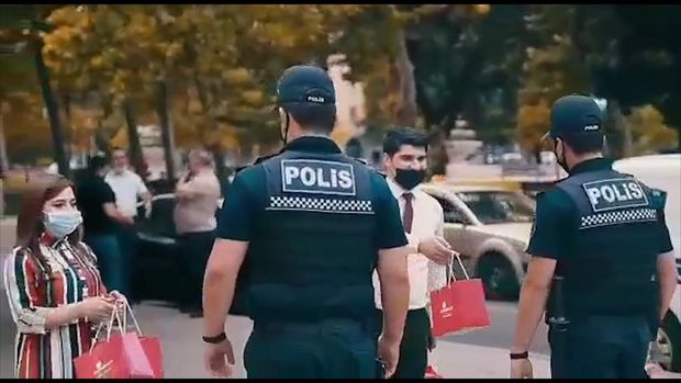 “Grandmart”dan polislərə maraqlı təbrik - VİDEO