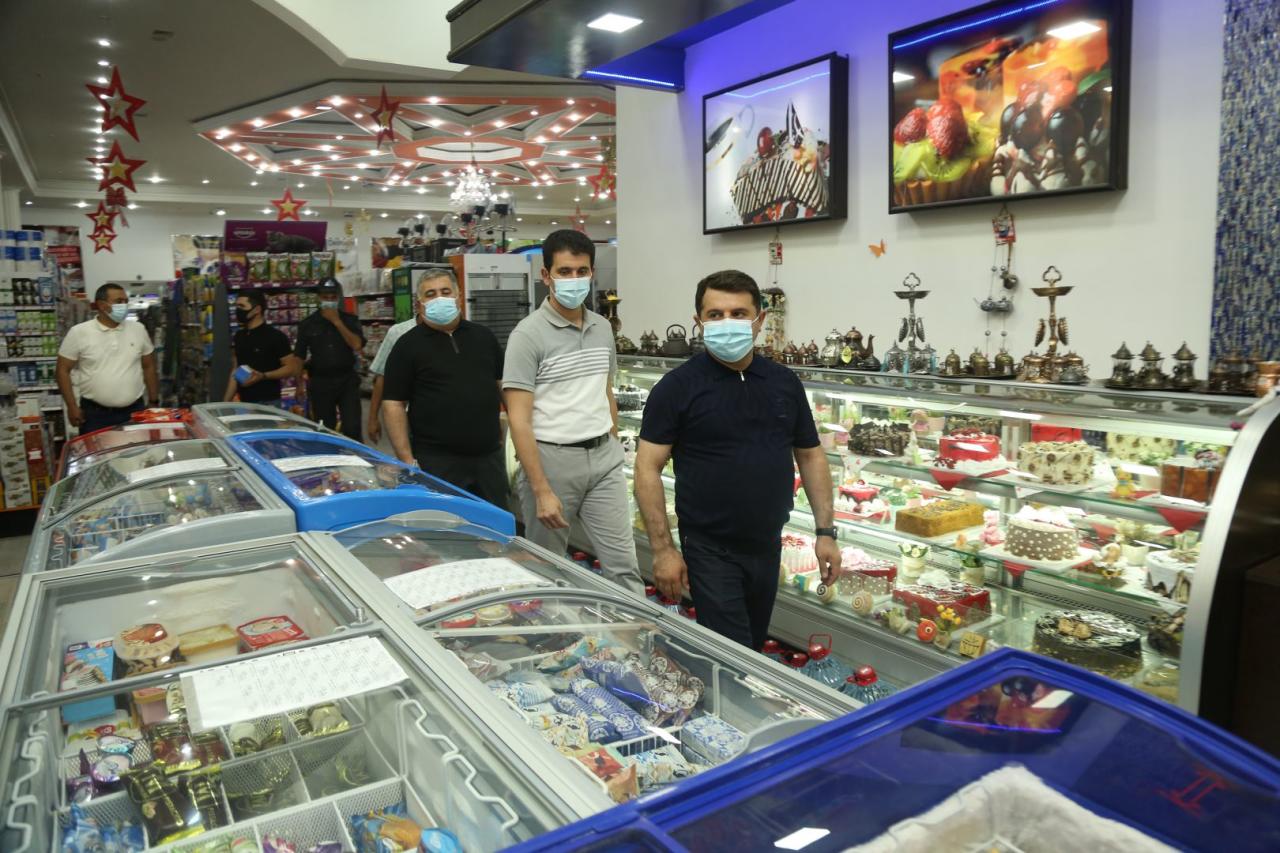 Gəncə şəhər rəsmiləri sərtləşdirilmiş karantin rejimi ilə əlaqədar reyd keçirdilər - FOTO