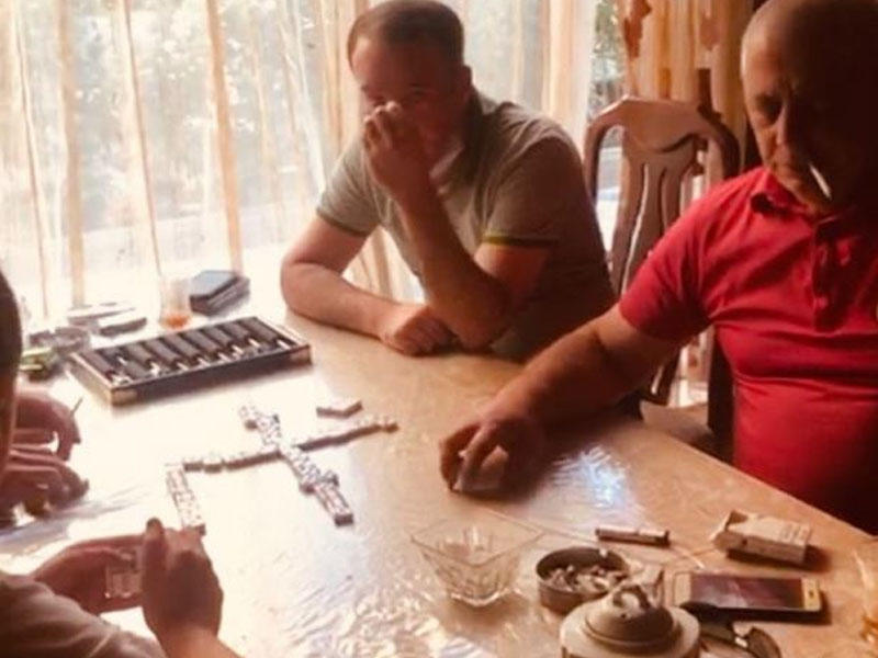 Bakıda karantin qaydalarını pozan kafe aşkarlandı, 8 nəfər saxlanıldı - FOTO