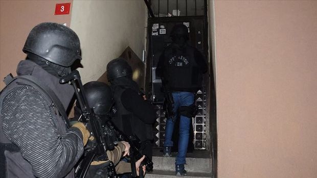 İstanbulda İŞİD-ə qarşı əməliyyat: Saxlanılanlar arasında azərbaycanlı da var