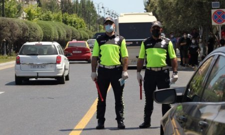 Bakıda mobil polis postları qurulub, küçələrdə nəzarət gücləndirilib - VİDEO