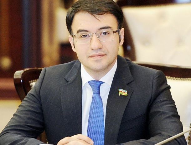 Gənc deputat şəhid valideynlərə səsləndi: “Mən də sizin övladınızam”