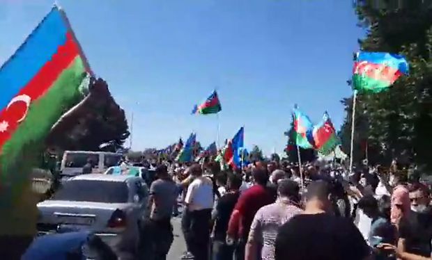 Azərbaycan mayor şəhidini qarşılayır - VİDEO
