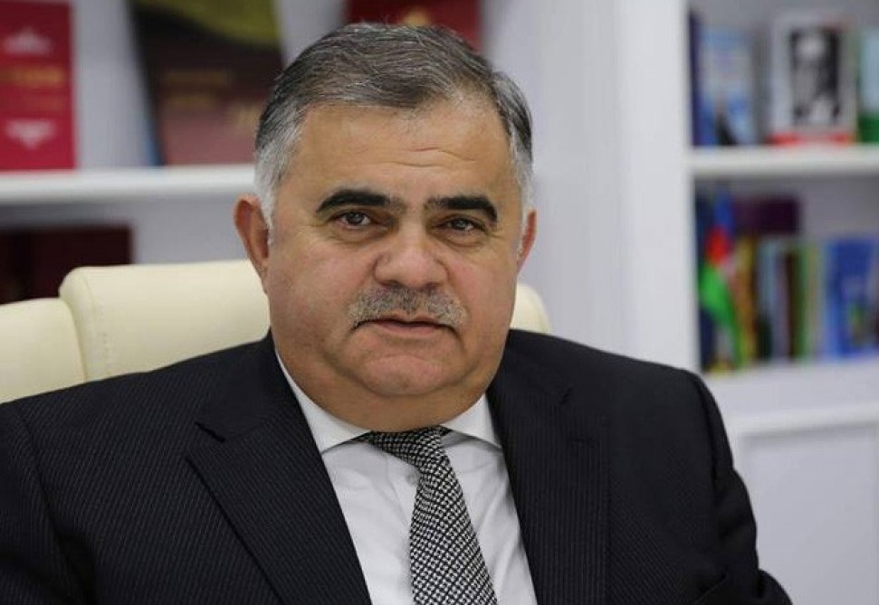 Deputat: "Əgər bu səhvim sizə mənəvi təsir edibsə, sizdən üzr istəyirəm"