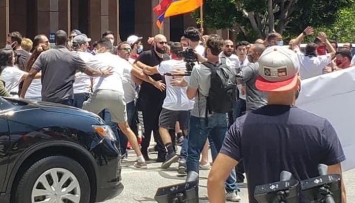 Los-Ancelesdə ermənilər azərbaycanlılara hücum etdi, yaralananlar var - VİDEO