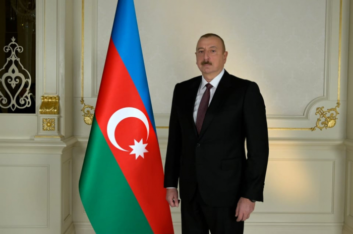 Prezident bu KİV nümayəndələrini təltif etdi - SİYAHI