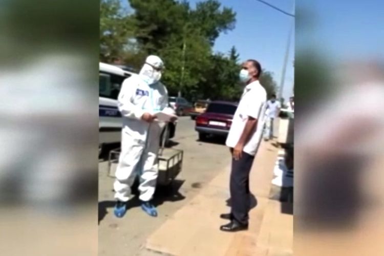 Evdən çıxan koronavirus xəstəsi saxlanıldı - Video