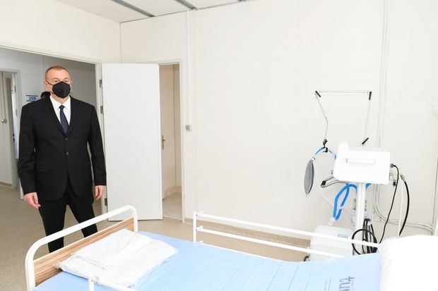 İlham Əliyev Şəkidə modul tipli xəstəxanada yaradılan şəraitlə tanış olub - FOTO