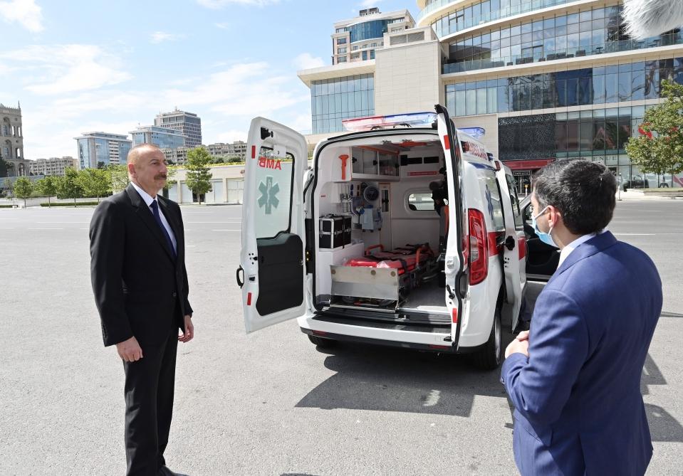 Prezidentin tapşırığı ilə Azərbaycana yeni təcili tibbi yardım avtomobilləri gətirildi