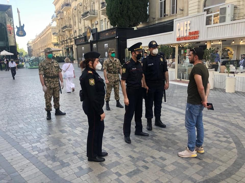 Məhkəmə karantinə görə polisin yazdığı cəriməni ləğv etdi