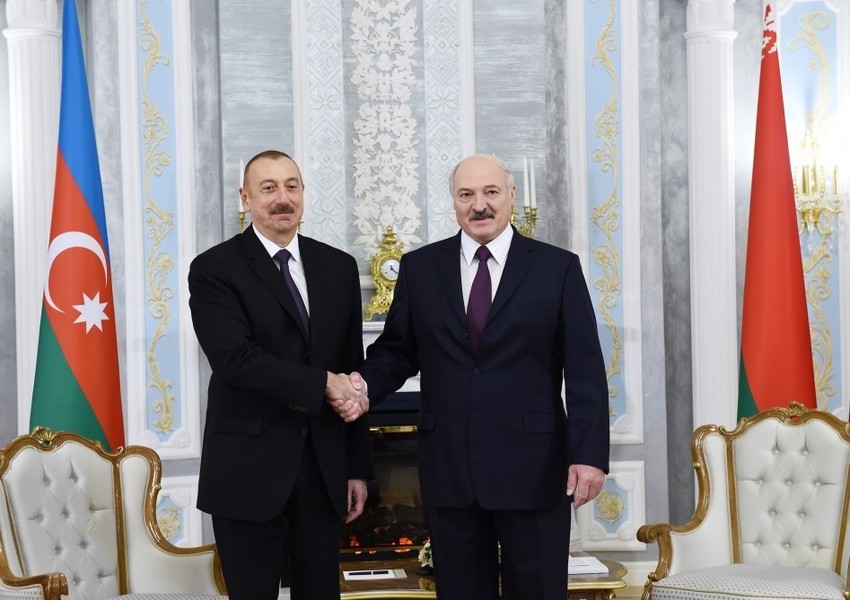 İlham Əliyev belaruslu həmkarını təbrik edib