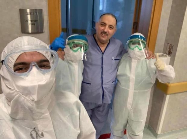 Bəhram Bağırzadə xəstəxanada yatdığı dönəmdən danışdı: “Rəngli filmlər görürdüm”