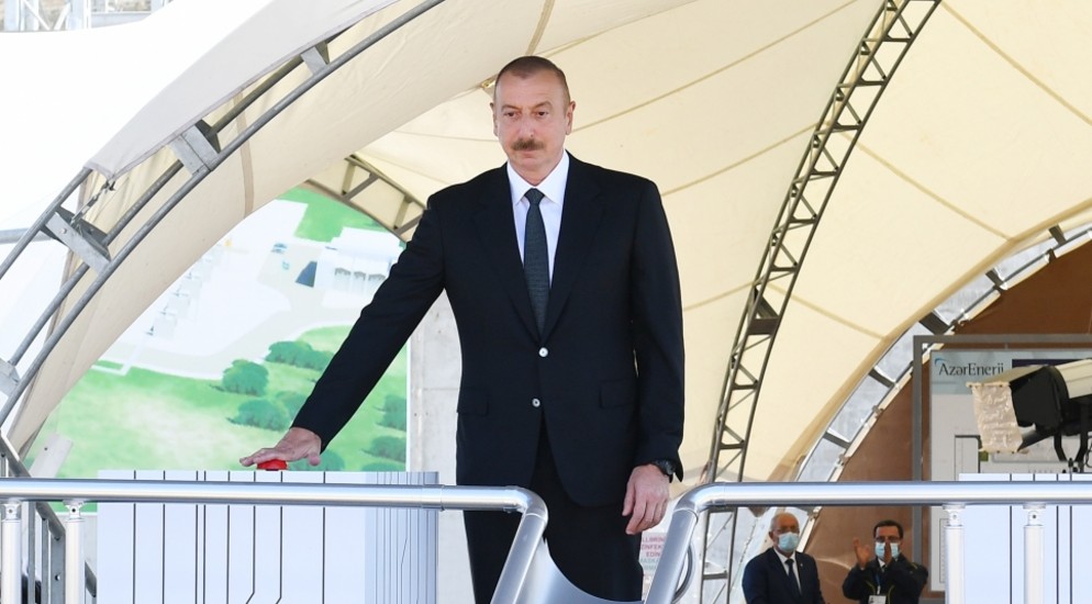 Prezident “Qobu” elektrik yarımstansiyasının tikintisi ilə tanış oldu