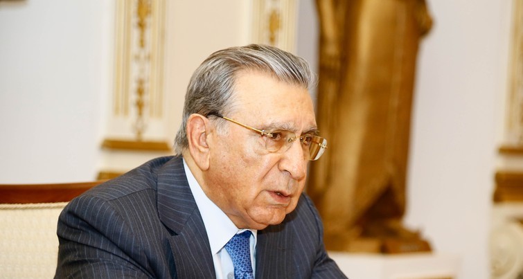 Ramiz Mehdiyev məzuniyyətə çıxdı